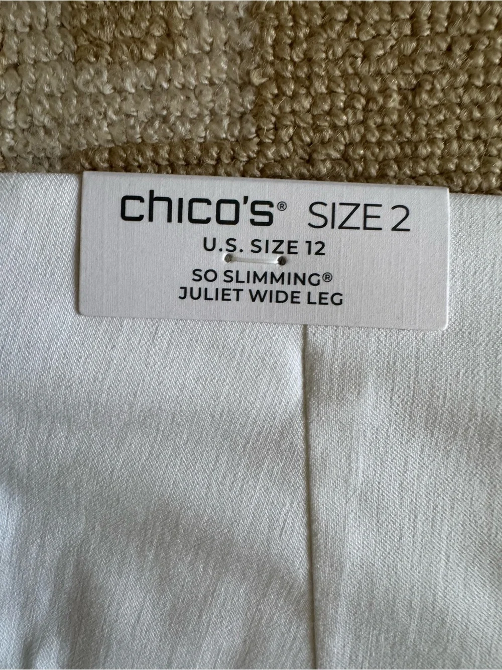 Chico’s So Slimming Juliet Wide Leg Eyelet Hem Culotte Pants White Size 2 (12)